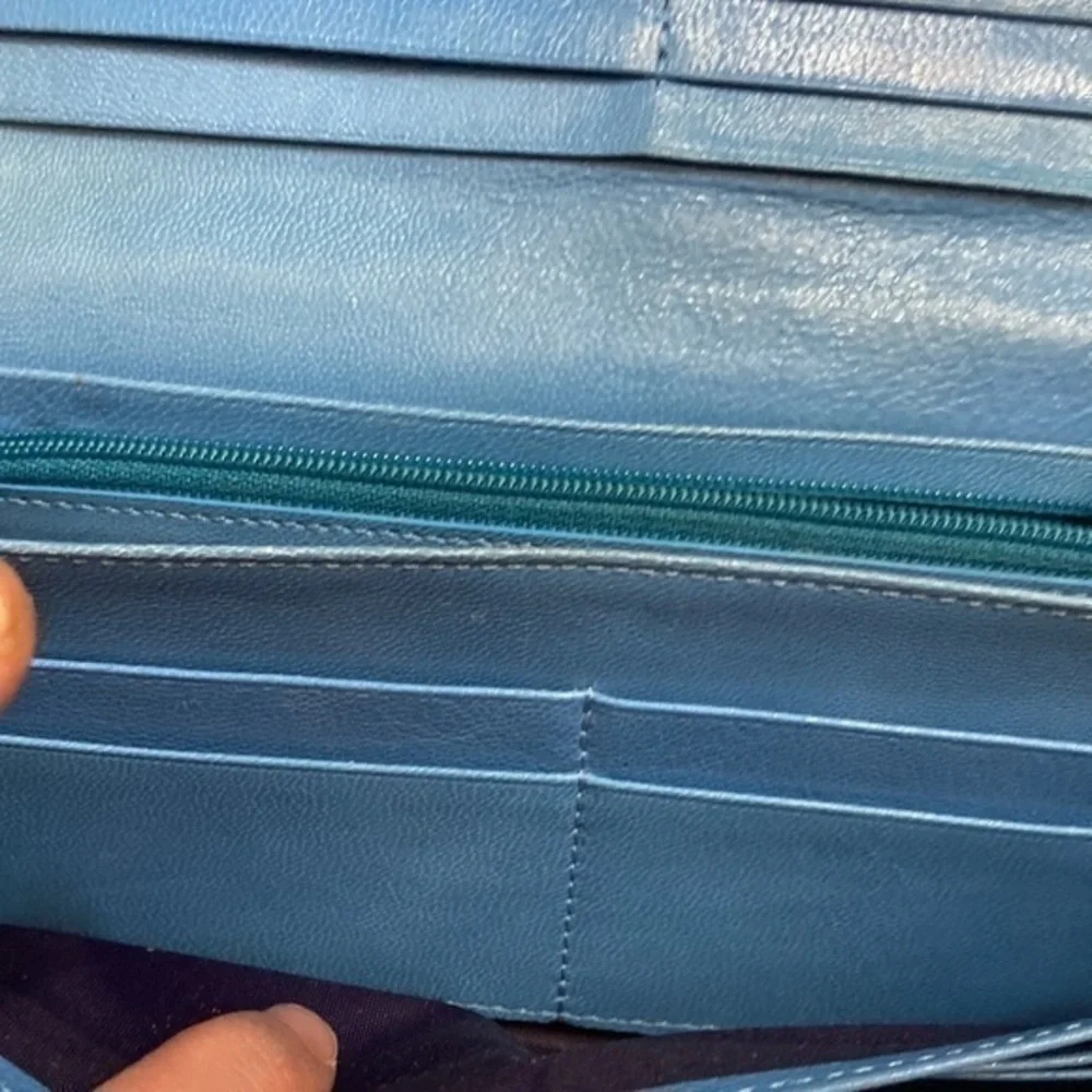 Tusk black leather wallet